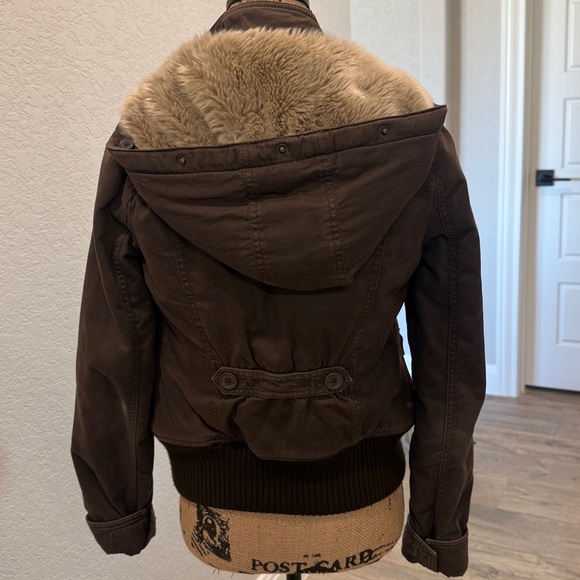 ABERCROMBIE Y2K FAUX FUR UTILITY JACKET - Picture 4 of 12